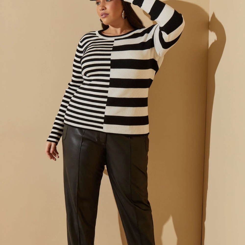 Plus ASHLEY STEWART Black White Striped Ribbed Sweater 1X